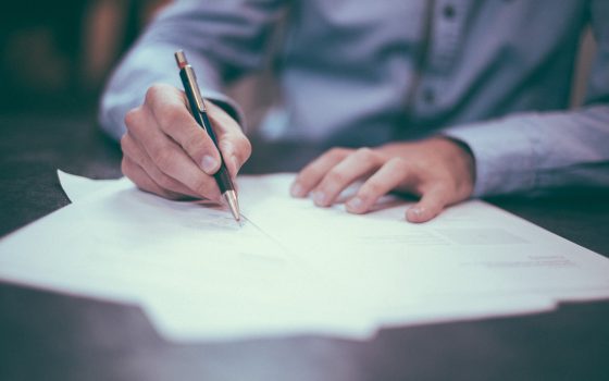 Разработка договоров и внутренних документов компании в Украине