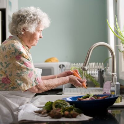 В Украине поднимут пенсионный возраст до 63-65 лет
